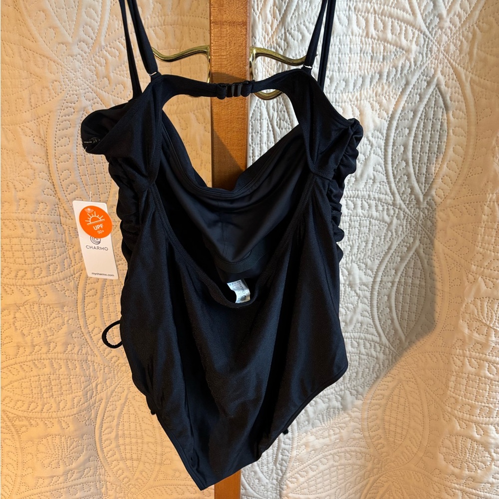 Chaps Women's Black One-Piece Swimsuit